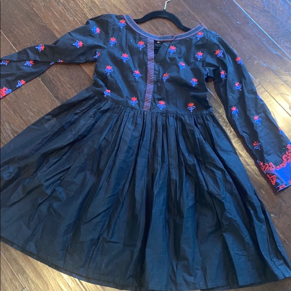 Girl’s Pakistani kurta, size 36, Junaid Jamshed
